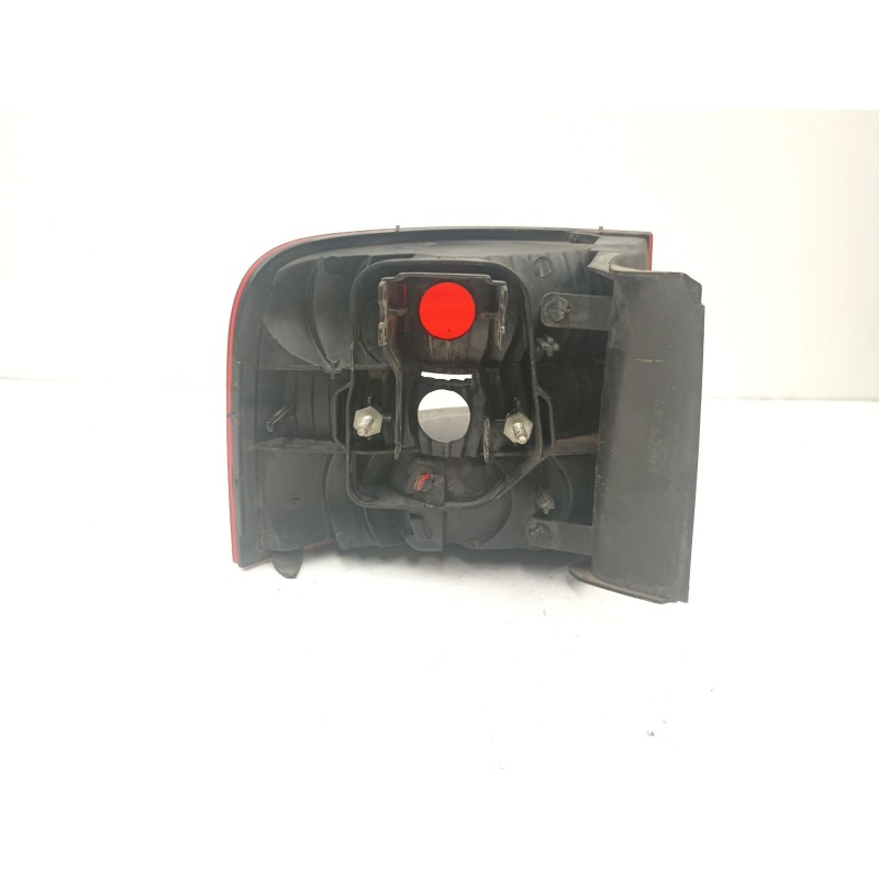 Recambio de piloto trasero derecho para fiat stilo multi wagon (192_) 1.9 d multijet referencia OEM IAM 46758986  