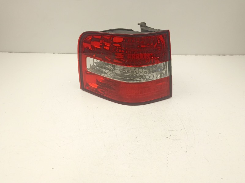 Recambio de piloto trasero izquierdo para fiat stilo multi wagon (192_) 1.9 d multijet referencia OEM IAM 46758989  