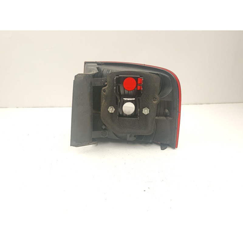 Recambio de piloto trasero izquierdo para fiat stilo multi wagon (192_) 1.9 d multijet referencia OEM IAM 46758989  