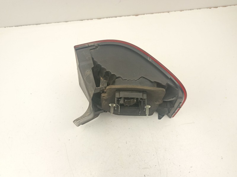 Recambio de piloto trasero izquierdo para fiat stilo multi wagon (192_) 1.9 d multijet referencia OEM IAM 46758989  