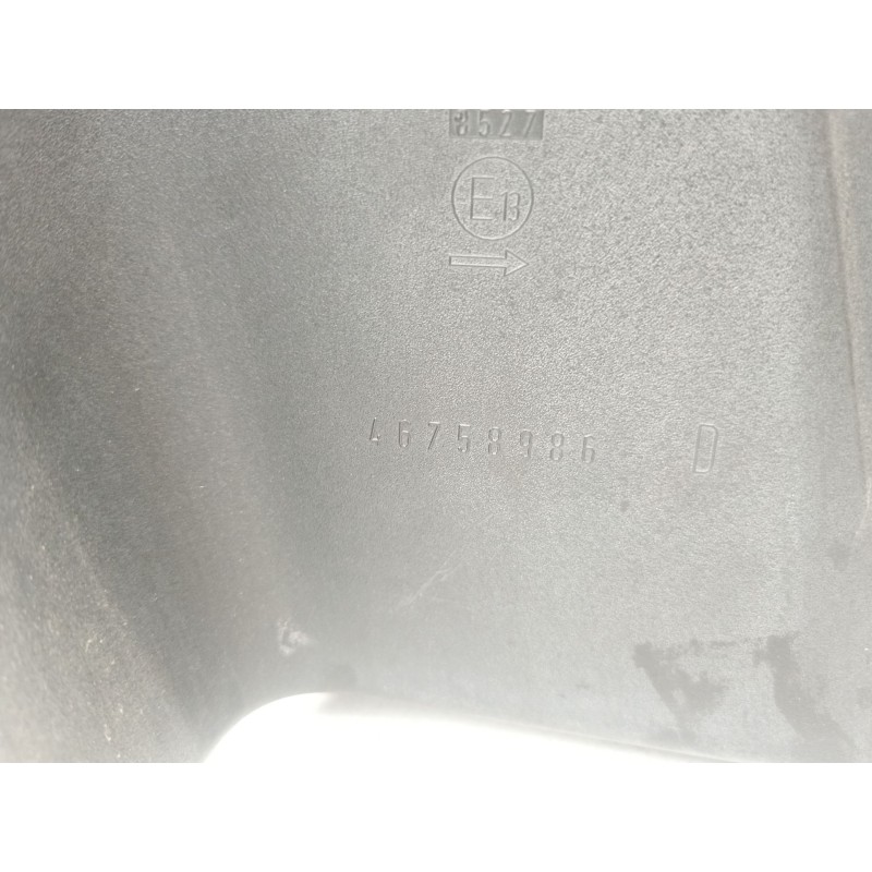 Recambio de piloto trasero derecho para fiat stilo multi wagon (192_) 1.9 d multijet referencia OEM IAM 46758986  