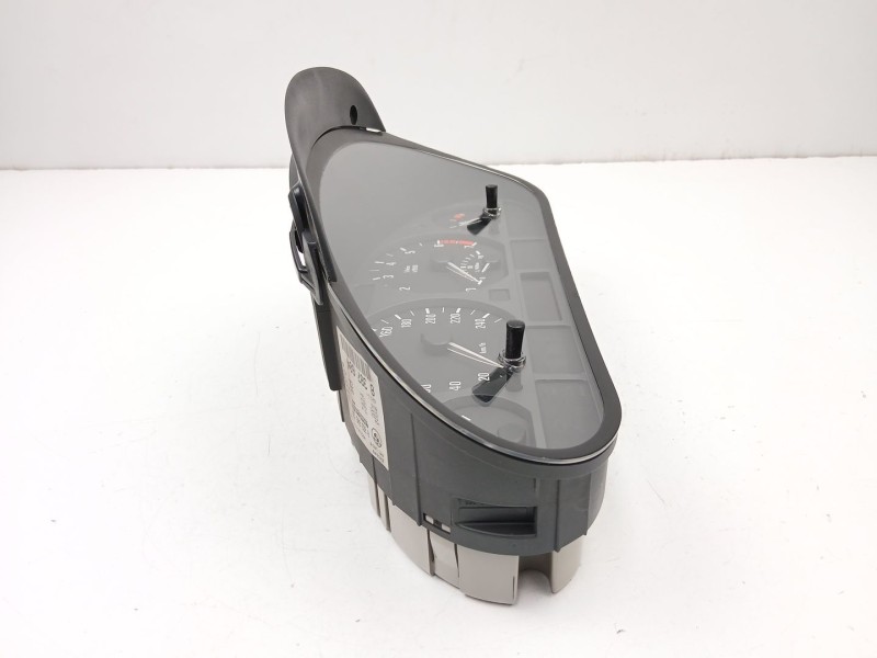 Recambio de cuadro instrumentos para bmw 3 (e46) 316 i referencia OEM IAM 8387604 0263606196 