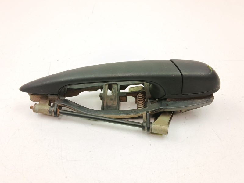 Recambio de manilla delantera derecha para bmw 3 (e46) 316 i referencia OEM IAM 51218253454  