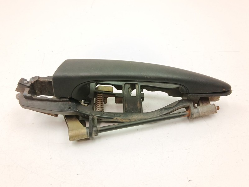 Recambio de manilla delantera izquierda para bmw 3 (e46) 316 i referencia OEM IAM 51218253453  