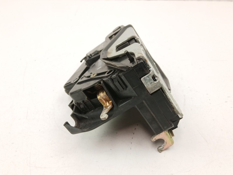 Recambio de cerradura puerta trasera derecha para bmw 3 (e46) 316 i referencia OEM IAM 51227011246  