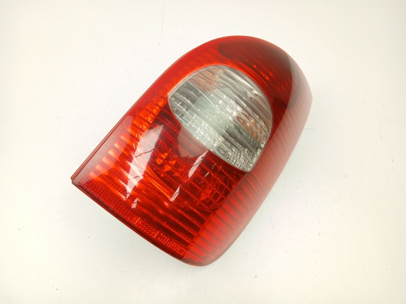 Recambio de piloto trasero derecho para citroën xsara picasso (n68) 1.6 hdi referencia OEM IAM 9650005780  