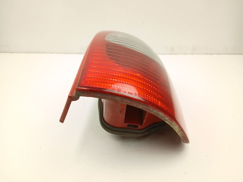 Recambio de piloto trasero derecho para citroën xsara picasso (n68) 1.6 hdi referencia OEM IAM 9650005780  