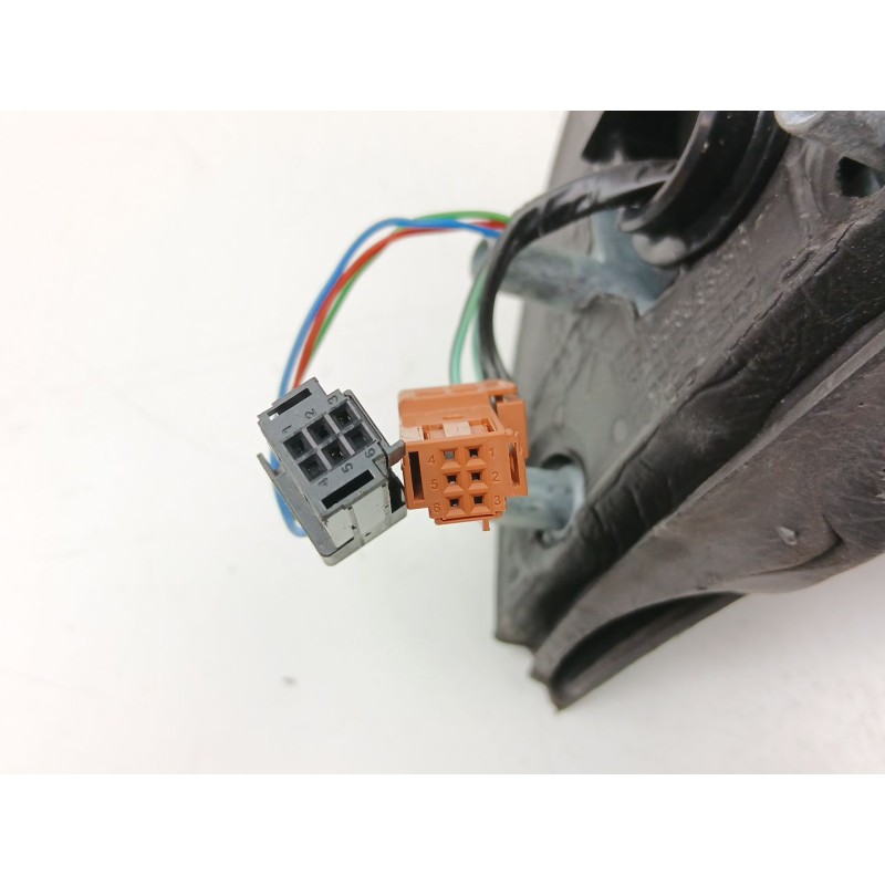 Recambio de retrovisor derecho para citroën berlingo multispace (b9) 1.6 hdi 90 referencia OEM IAM 96777550XT  