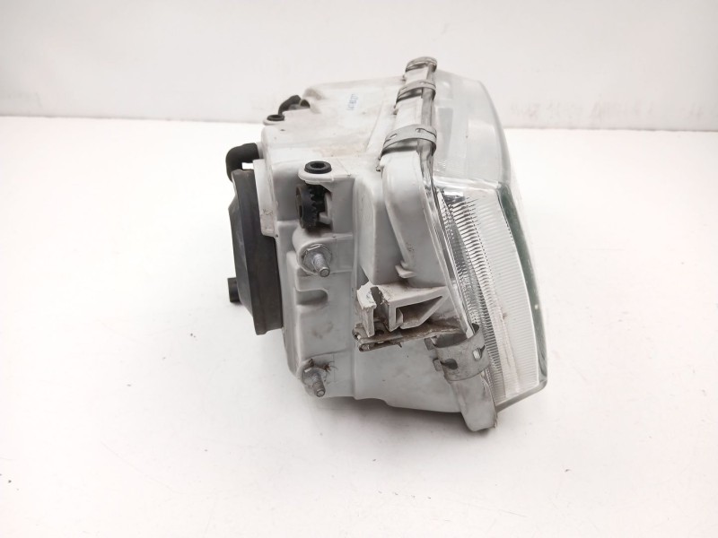 Recambio de faro derecho para volvo s40 i (644) 1.9 di referencia OEM IAM 30863898  