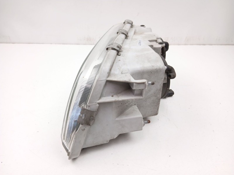 Recambio de faro derecho para volvo s40 i (644) 1.9 di referencia OEM IAM 30863898  