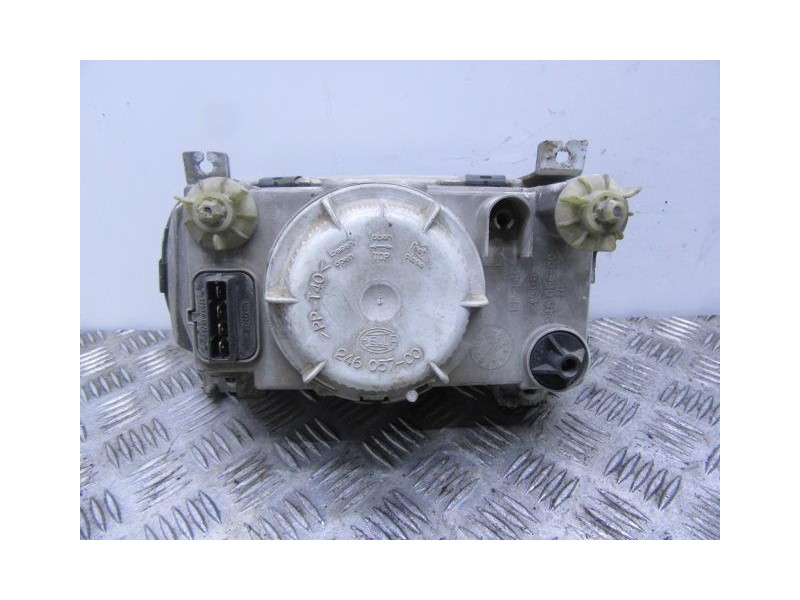 Recambio de faro dcho. : skoda felicia : 1.9 d (63,90cv) [1998] para skoda felicia 1.9 d referencia OEM IAM   