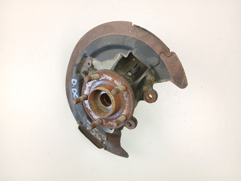 Recambio de mangueta delantera derecha para volvo c30 (533) 1.6 d referencia OEM IAM 30760281  