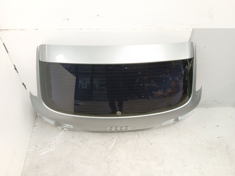 Recambio de porton trasero para audi q7 (4lb) 3.0 tdi quattro referencia OEM IAM 4L0827023  