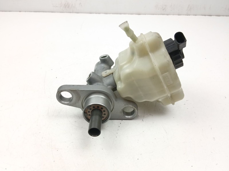 Recambio de bomba de freno para audi q7 (4lb) 3.0 tdi quattro referencia OEM IAM 7L8611019F  