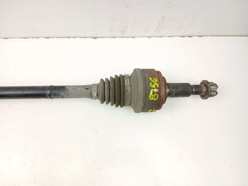 Recambio de transmision trasera izquierda para audi q7 (4lb) 3.0 tdi quattro referencia OEM IAM 7L8501201  