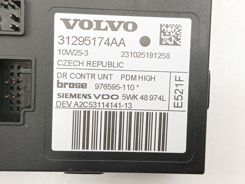 Recambio de elevalunas delantero derecho para volvo c30 (533) 2.0 flexfuel referencia OEM IAM 31295174  
