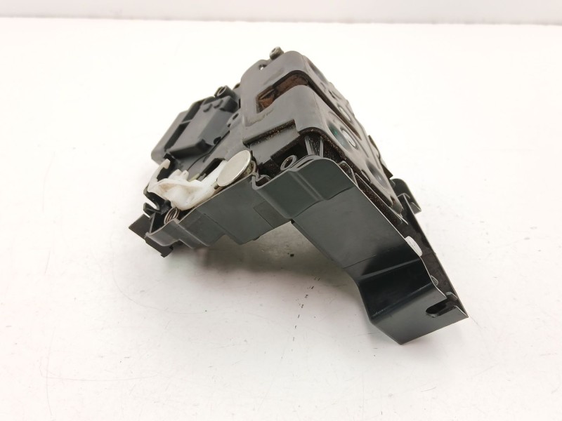 Recambio de cerradura puerta delantera izquierda para volvo c30 (533) 2.0 flexfuel referencia OEM IAM 30799308  