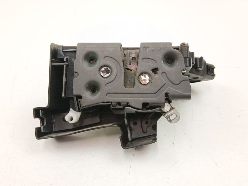 Recambio de cerradura puerta delantera izquierda para volvo c30 (533) 2.0 flexfuel referencia OEM IAM 30799308  