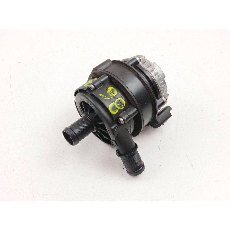Recambio de bomba agua para dacia sandero ii 1.5 blue dci 95 (b8jl) referencia OEM IAM 210103582R  