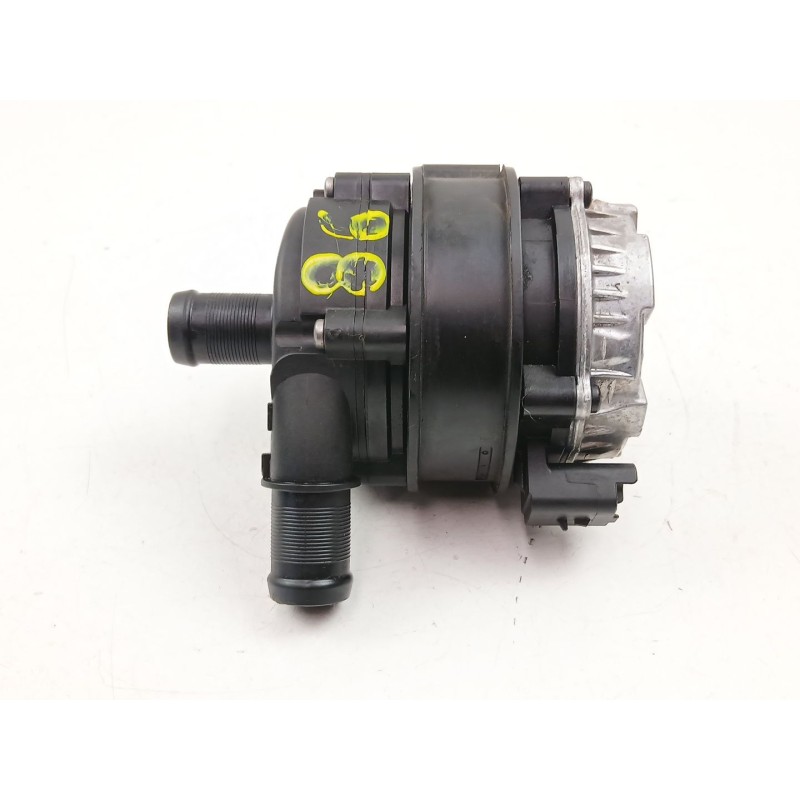 Recambio de bomba agua para dacia sandero ii 1.5 blue dci 95 (b8jl) referencia OEM IAM 210103582R  