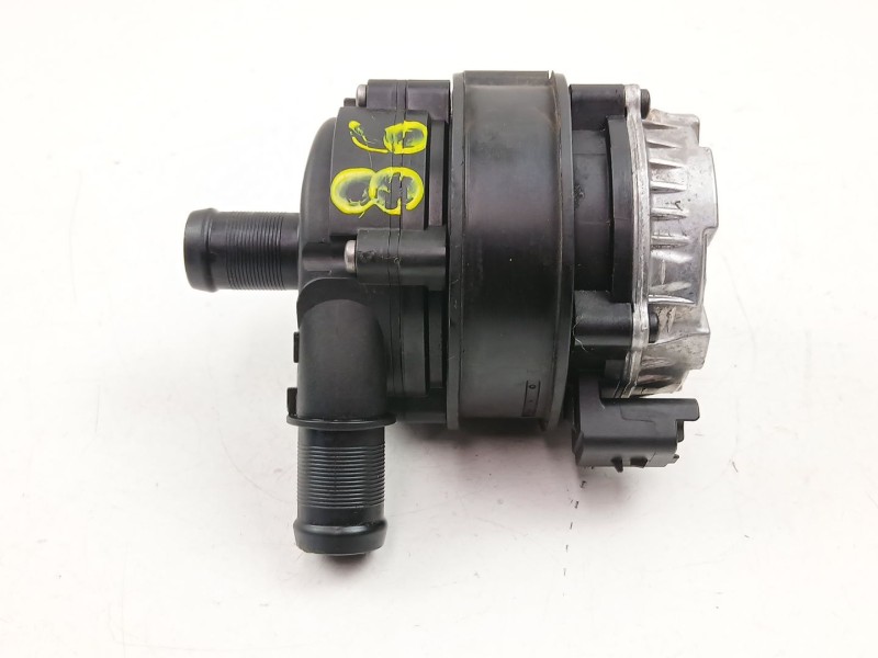 Recambio de bomba agua para dacia sandero ii 1.5 blue dci 95 (b8jl) referencia OEM IAM 210103582R  