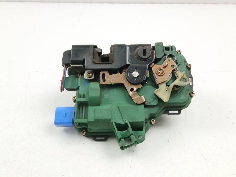 Recambio de cerradura puerta trasera izquierda para seat ibiza iii (6l1) 1.4 16v referencia OEM IAM 3B4839015AG  