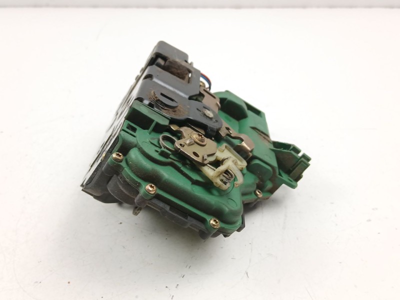 Recambio de cerradura puerta trasera derecha para seat ibiza iii (6l1) 1.4 16v referencia OEM IAM 3B4839016AG  