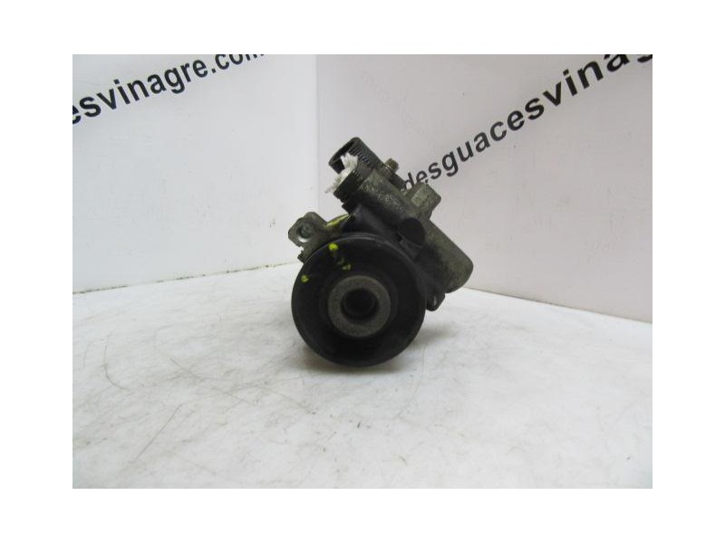 Recambio de bomba dirección : ford mondeo : 1.8d/rfm (88,4cv) 5p [1996] para ford mondeo 1.8d/rfm referencia OEM IAM 93BB-3A674-