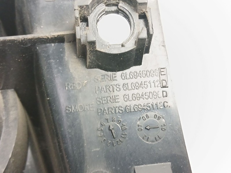 Recambio de piloto trasero derecho para seat ibiza iii (6l1) 1.4 16v referencia OEM IAM 6L6945096E  6L6945112D