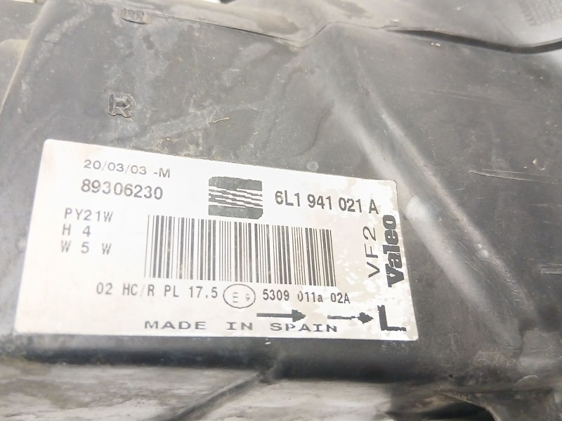 Recambio de faro izquierdo para seat ibiza iii (6l1) 1.4 16v referencia OEM IAM 6L1941021A  