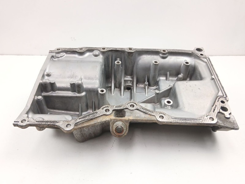 Recambio de carter aceite para volvo c30 (533) 2.0 flexfuel referencia OEM IAM 6M2G6675CA  