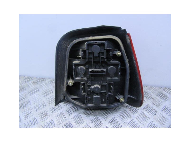 Recambio de piloto trasero izq. : skoda felicia : 1.9 d (63,90cv) [1998] para skoda felicia 1.9 d referencia OEM IAM   