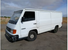 mercedes-benz mb furgoneta (w631) del año 1990