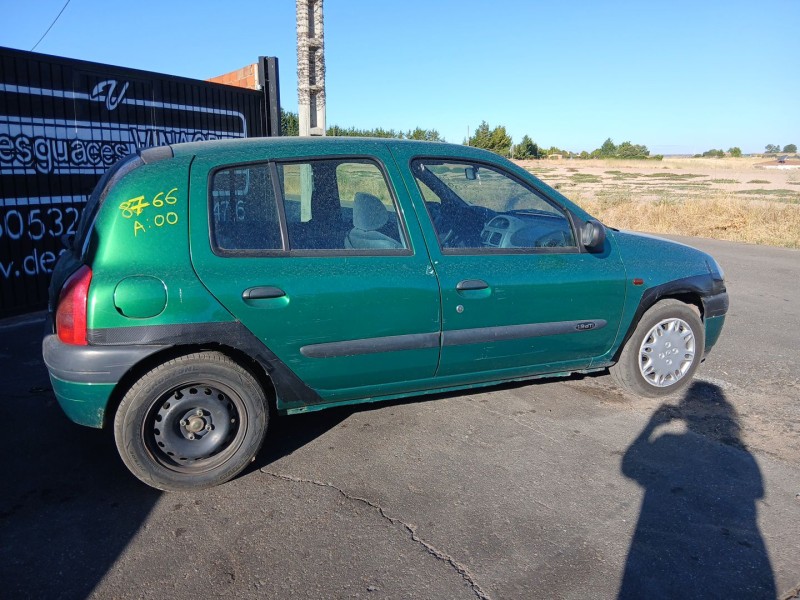 renault clio ii (bb_, cb_) del año 2000