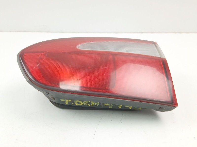 Recambio de piloto porton derecho para hyundai h1 2.5 crdi referencia OEM IAM 924064A021  