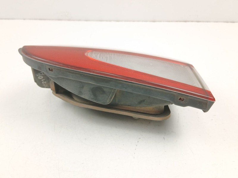 Recambio de piloto porton izquierdo para hyundai h1 2.5 crdi referencia OEM IAM 924054A021  