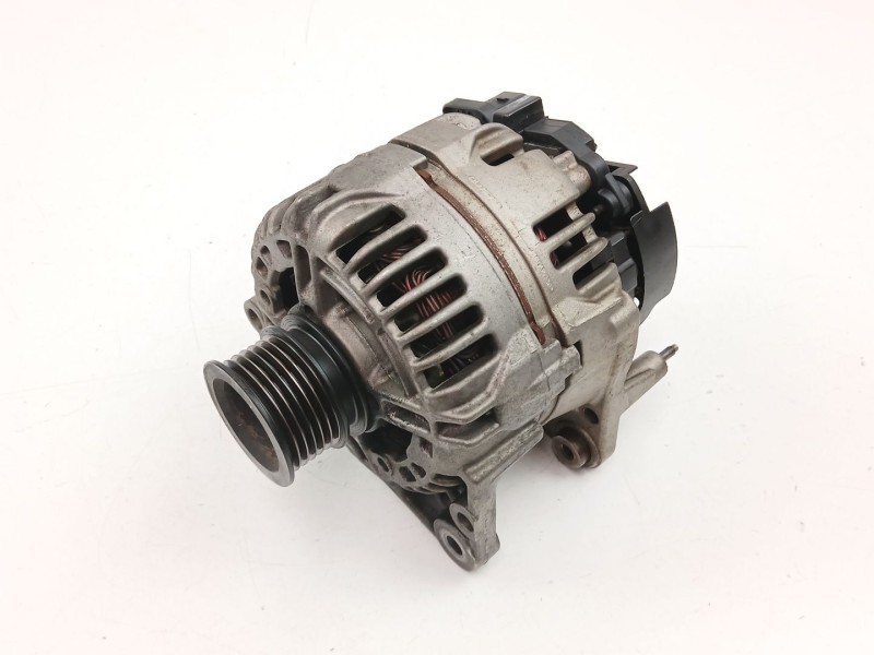 Recambio de alternador para seat ibiza iii (6l1) 1.4 16v referencia OEM IAM 037903025M 0124325013 