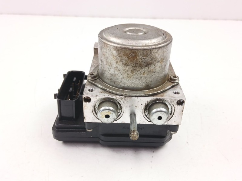 Recambio de abs para nissan juke (f15) 1.5 dci referencia OEM IAM 476601KD2A  