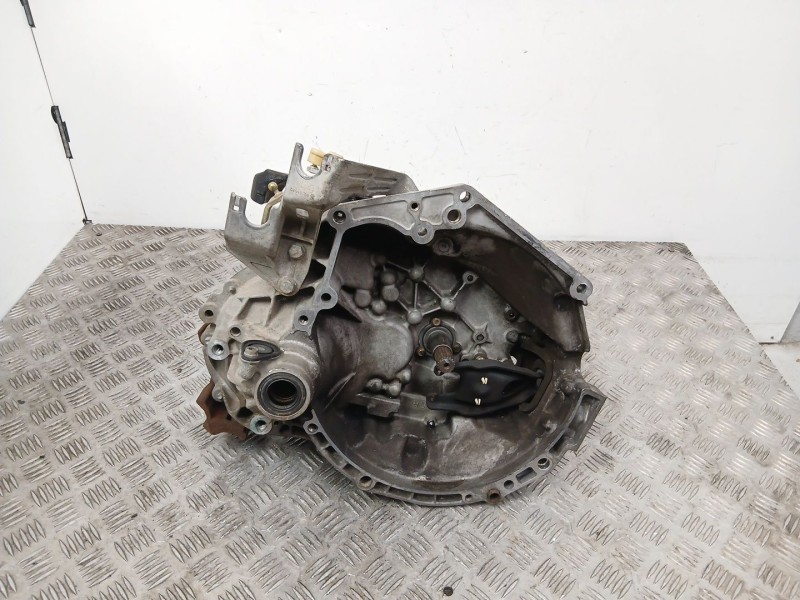 Recambio de caja cambios 5v gasolina para citroën c2 1.1 g referencia OEM IAM 20CQ08  