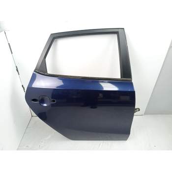 PUERTA TRASERA DERECHA 770042R010 