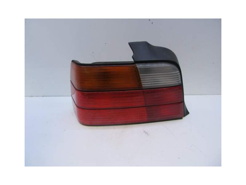 Recambio de piloto trasero izquierdo para bmw 3 (e36) 318 tds referencia OEM IAM 63211387361  
