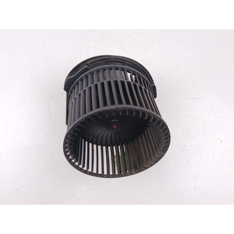 Recambio de motor calefaccion para opel vectra b (j96) 1.6 i 16v (f19) referencia OEM IAM 90568692  