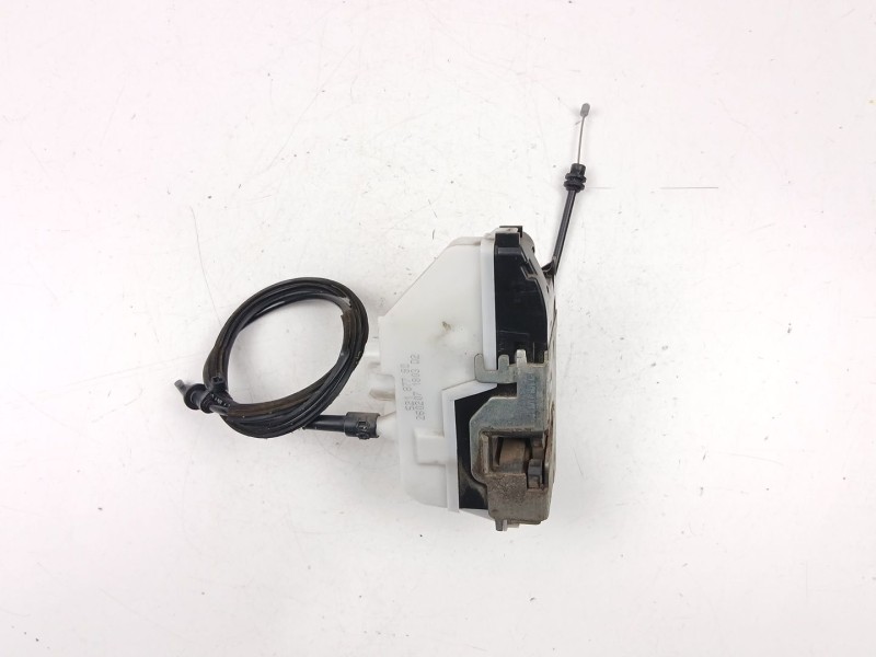 Recambio de cerradura puerta delantera derecha para citroën c2 1.1 g referencia OEM IAM 9136Q7  