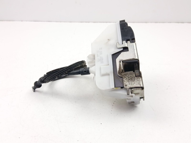 Recambio de cerradura puerta delantera derecha para citroën c2 1.1 g referencia OEM IAM 9136Q7  