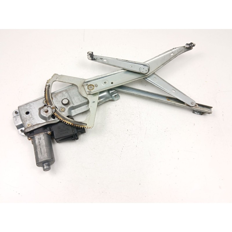 Recambio de elevalunas delantero izquierdo para opel vectra b (j96) 1.6 i 16v (f19) referencia OEM IAM 90520225  