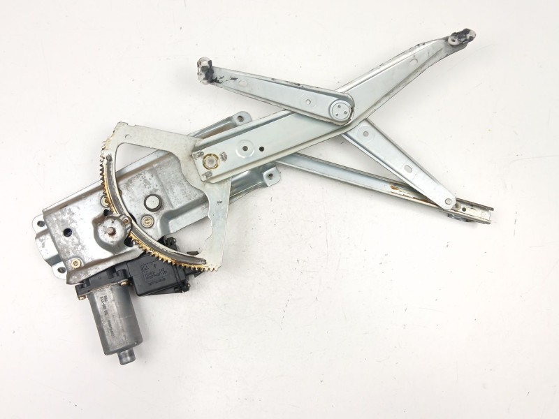 Recambio de elevalunas delantero izquierdo para opel vectra b (j96) 1.6 i 16v (f19) referencia OEM IAM 90520225  