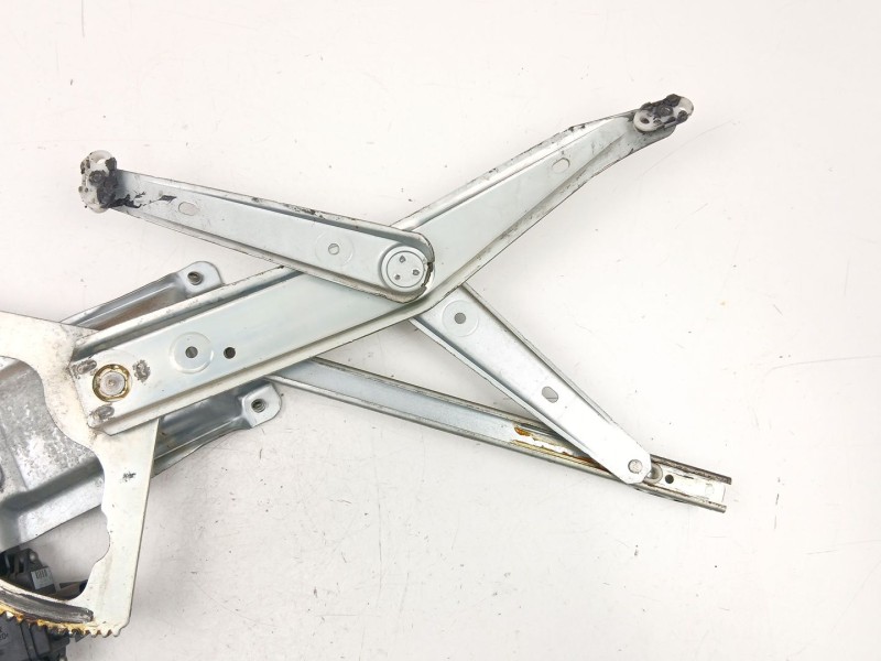 Recambio de elevalunas delantero izquierdo para opel vectra b (j96) 1.6 i 16v (f19) referencia OEM IAM 90520225  