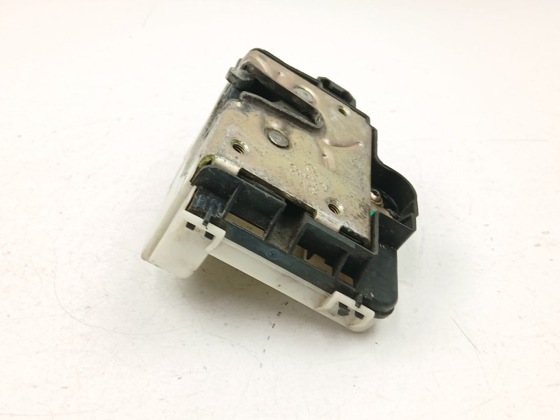 Recambio de cerradura puerta delantera derecha para volkswagen golf 1.4 g referencia OEM IAM 1H1837016  