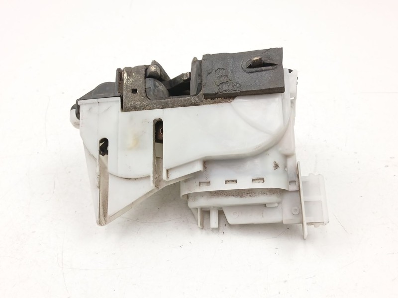 Recambio de cerradura puerta trasera derecha para volkswagen golf 1.9 d referencia OEM IAM 1H4839016A  