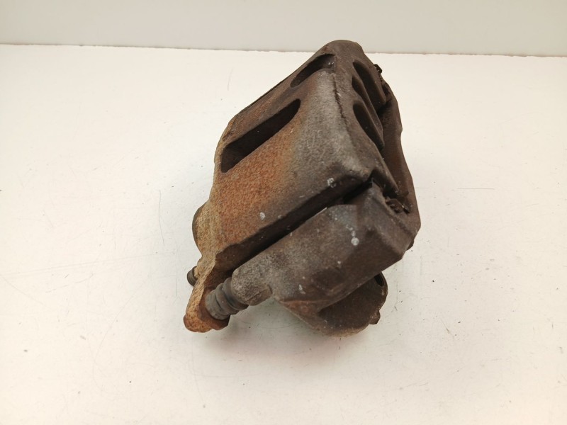 Recambio de pinza freno delantera derecha para fiat freemont 2.0 jtd referencia OEM IAM K68144160AA  